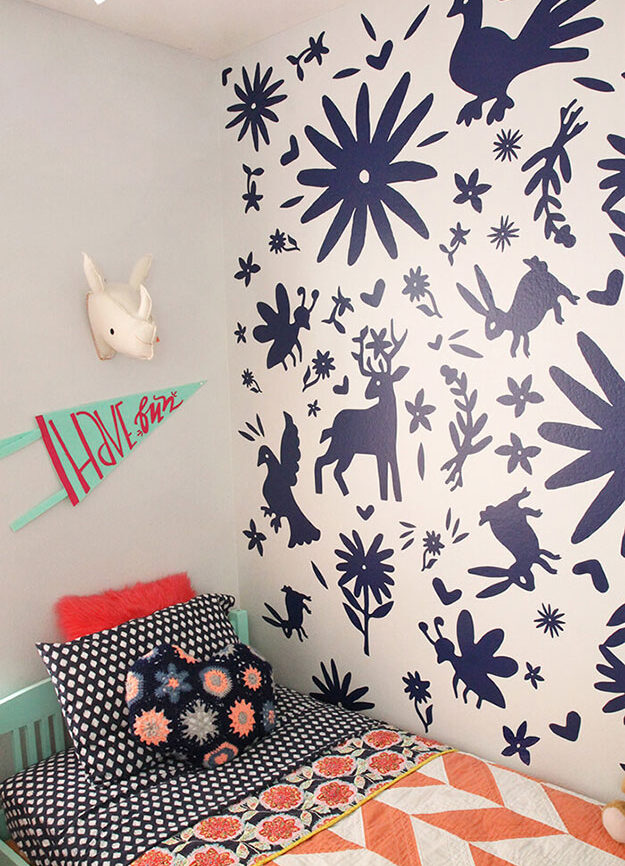 Wall Decor for Bedroom, Living Room - How to Make Wallpaper - Cheap DIY Wall Decoration Ideas - Easy Crafts to Make and Sell - Teen Crafts - Cute Crafts to Make for Room - DIY Room Decor for Girls - DIY Craft Ideas for Home Decor - #diywallart #cheapcrafts #diyroomdecor