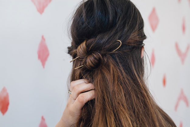 Cute Hairstyles - Easy Step by Step Hair Tutorials for All Lengths - Short, Medium and Long Hair Styles - Braids, Updos, Straight and Half Up Half Down Looks Plus Simple Pony Tails - Half Up Knot