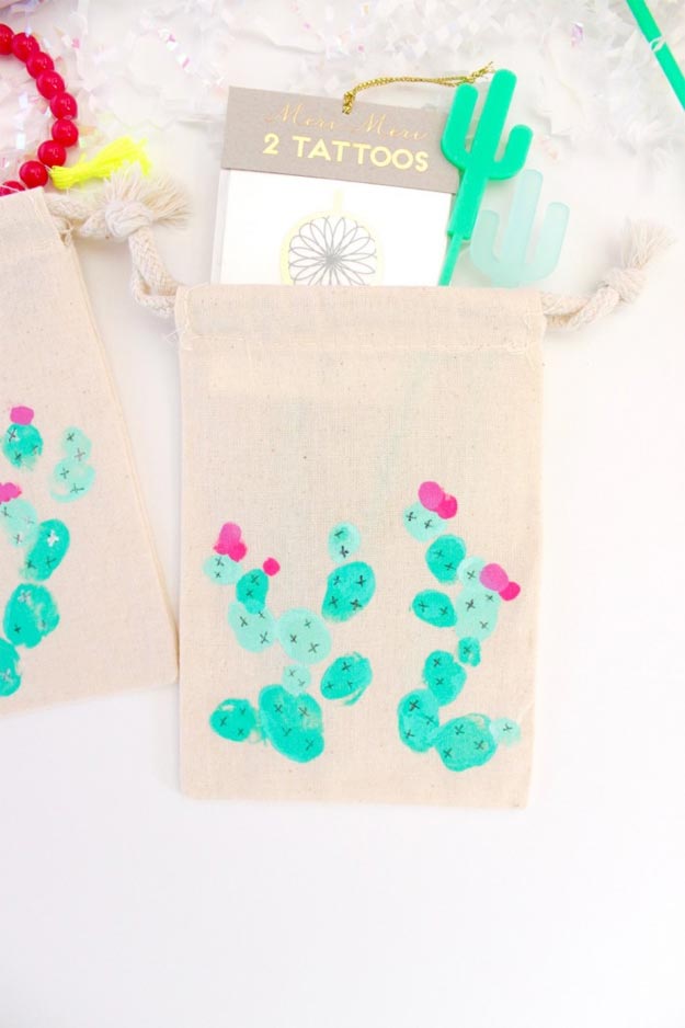 Easy Cactus Craft - DIY Cactus Party Favors - Homemade Cactus Party Idea - Cactus Craft for Room - Crafts to do With Kids - Cute and Easy Crafts - Quick Crafts to Make at Home #diycrafts #makeandsell #cactusdecor