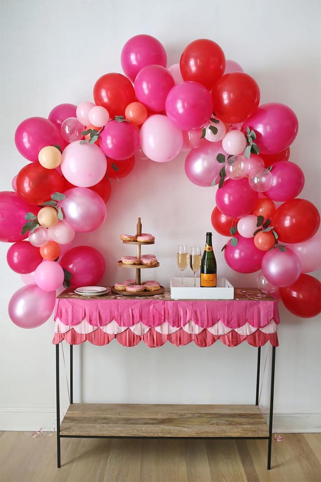 Easy Balloon Decorations - DIY Balloon Arch - Fun Things to Do With Balloons at Home - Balloon Decor Ideas - Quick and Easy DIY Crafts - Teen Crafts - DIY Home Decor Crafts - Simple Cheap Party Decorating Ideas for Adults #teencrafts #diyhomedecor #partydecor