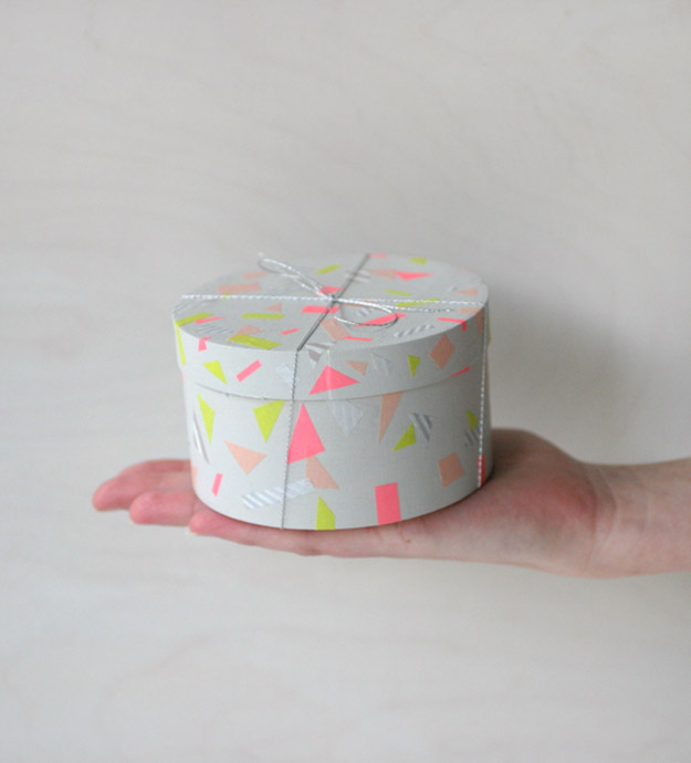 Washi Tape Crafts - DIY Washi Tape Gift Box Tutorial - How to Make Washi Tape Gift Box - Simple, Easy DIY Ideas To Make With Washi Tape - Organizers, Cute Gifts, Cheap Wall Art, Fun and Quick Things To Make For Friends - Cute Ideas for Teens, Adults, Kids and Tweens to Make at Home #teencrafts #diyideas #washitapecrafts