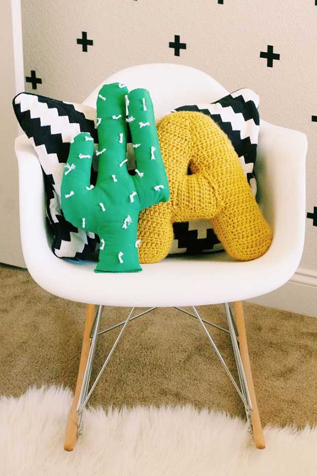 DIY Cactus Craft Ideas - DIY Cactus Pillow - Cactus Crafts to Make at Home - Cactus Room Idea, Decor - Cute Crafts for Adults, Girls, Teens, Kids - DIY Crafts to Make and Sell #cactusdiy #cactusparty #partydecor