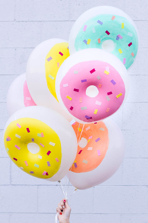 DIY Balloon Crafts - DIY Donut Balloons - Balloon Crafts for Adults, Teens - Crafts to Make With Balloons - DIY Crafts for Home Decor - Easy DIY Party Decorations - House Party Decoration Ideas for Adults #ballooncrafts #easydecorideas #diyideas