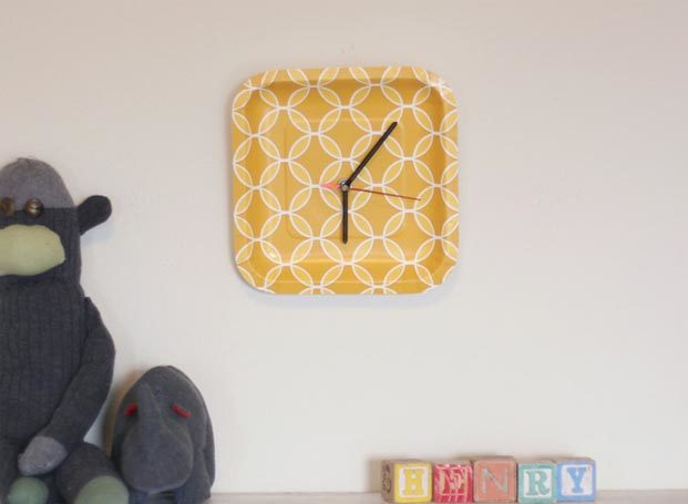 Cheap Crafts - DIY Paper Plate Clock Tutorial - How to Make a Paper Plate Clock - Inexpensive Craft Project Ideas for Teenagers, Teens and Adults - Easy DIY Ideas To Make On A Budget - Cool Dollar Store Crafts and Things You Can Make For Free - Homemade Wall Art and Room Decor, Gifts and Presents, Tutorials and Step by Step Instructions #teencrafts #cheapcrafts #diyideas