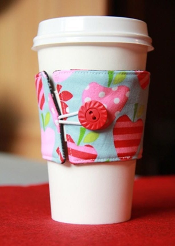 Cheap Crafts - DIY Reversible Coffee Cup Sleeve Tutorial - How to Make a Coffee Cup Sleeve - Inexpensive Craft Project Ideas for Teenagers, Teens and Adults - Easy DIY Ideas To Make On A Budget - Cool Dollar Store Crafts and Things You Can Make For Free - Homemade Wall Art and Room Decor, Gifts and Presents, Tutorials and Step by Step Instructions #teencrafts #cheapcrafts #diyideas