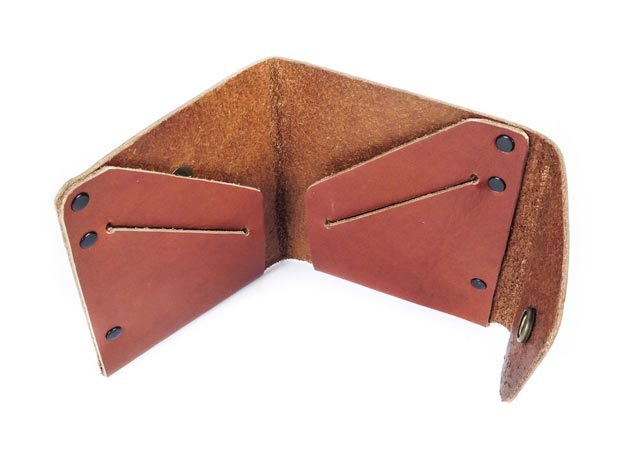 DIY Leather Crafts - How to Make a Leather Wallet - Crossbody Bag, Wallet, Earrings and Jewelry Making, Projects from Scrap and Faux Leathers - Tutorials for Beginners and for Kids - Western Wear and Fashion, tips for Tools and Free Patterns - Cheap Clothing for Teens to Make - #teencrafts #leathercrafts #diyideas