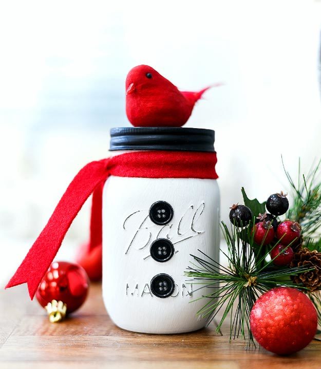 Dollar Store Crafts - DIY Snowman Mason Jars Tutorial - How to Make A Snowman Mason Jar - Easy DIY Dollar Tree Crafts - Cheap DIY Projects for Teenagers, Room, Decor, and Gifts - Dollar Tree Crafts to Make and Sell, at Home - Handmade Craft Ideas to Sell with Instructions and Tutorials - Easy Teen Crafts #teencrafts #diyideas #dollarstorecrafts