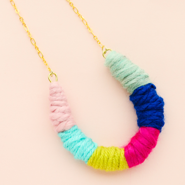 DIY Boho Fashion Ideas - DIY Yarn Wrapped Horseshoe Necklace Tutorial - How to Make a Boho Necklace - How to Make Your Own Boho Clothes, Sandals, Jewelry At Home - Boho Fashion Style - Cute DIY Boho Clothing, Clothes, Fashion - Homemade Bohemian Clothing #teencrafts #diyideas #diybohofashion #diybohoclothes