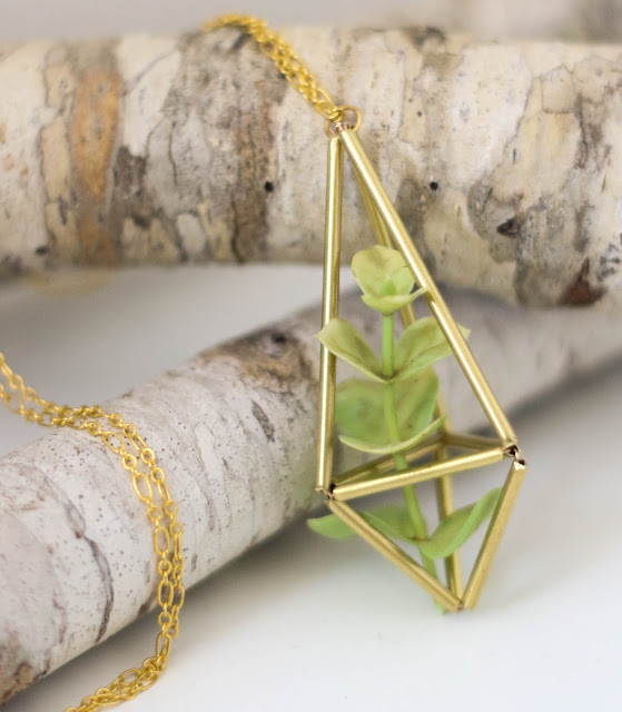 DIY Boho Fashion Ideas - DIY Brass Himmeli Succulent Necklace Tutorial - How to Make Your Own Boho Clothes, Sandals, Jewelry At Home - Boho Fashion Style - Cute DIY Boho Clothing, Clothes, Fashion - Homemade Bohemian Clothing #teencrafts #diyideas #diybohofashion #diybohoclothes
