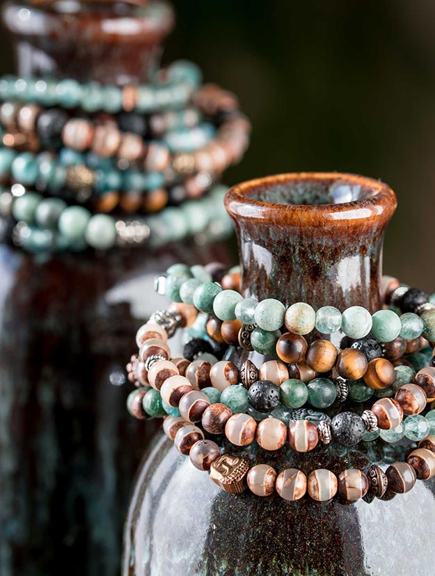 60+ Amazing DIY Bracelet Ideas For Classy Ladies  Diy bracelets, Homemade  jewelry, Diy jewelry making