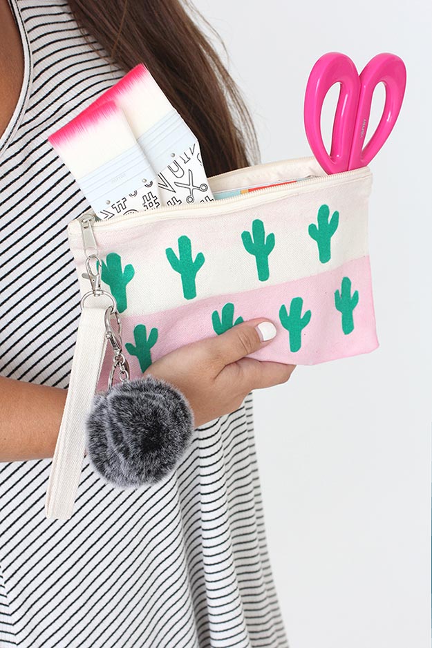 Cheap DIY Gifts to Make For Friends - DIY Canvas Cactus Bag Tutorial - BFF Gift Ideas for Birthday, Christmas - Last Minute Gifts for Friends - Cool Crafts For Teens and Girls #teencrafts #diyideas #giftideas