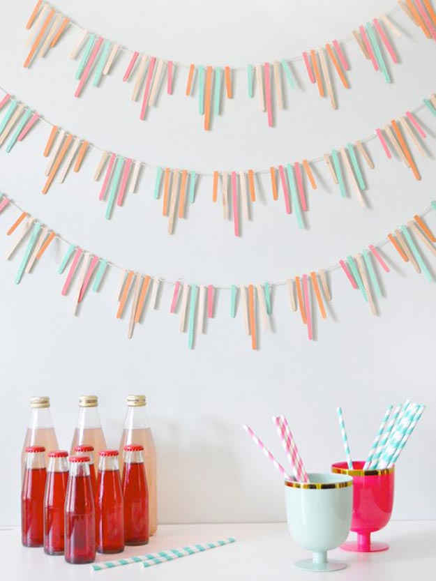 Popsicle Stick Crafts for Adults Step by Step - How to Make A Popsicle Stick Garland - DIY Popsicle Stick Garland Tutorial - Popsicle Stick Crafts for Kids, Adults, Teens, Kindergarteners - Cool, Useful Popsicle Stick Crafts - Cheap DIY Craft Ideas to Make and Sell - Dollar Store Craft Ideas - DIY Projects for Teens #teencraftideas #cheapcraftideas #diy