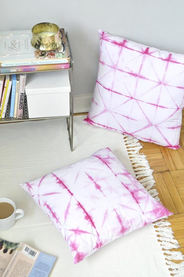 Crafts To Make and Sell For Teens - DIY Pink Shibori Cushion Tutorial - How to Make Shibori Cushions - Easy Craft Project Ideas To Make for Selling On Etsy and Online - Cool Ideas and DIY Ideas You Can Sell On Etsy - Fun and Cheap Do It Yourself Projects for Teenagers to Make Extra Money This Summer #teencrafts #craftstomakeandsell #diyideas